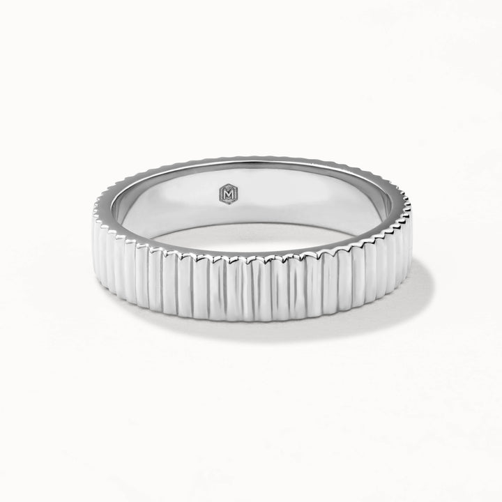 Medley Ring Textured Slim Boyfriend Ring in Silver
