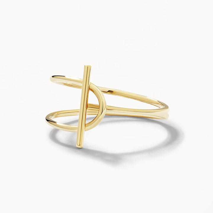 Medley Ring Wire Paperclip Toggle Ring in 10k Gold